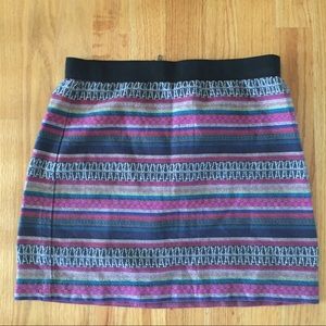 American Eagle Sz 0 patterned skirt